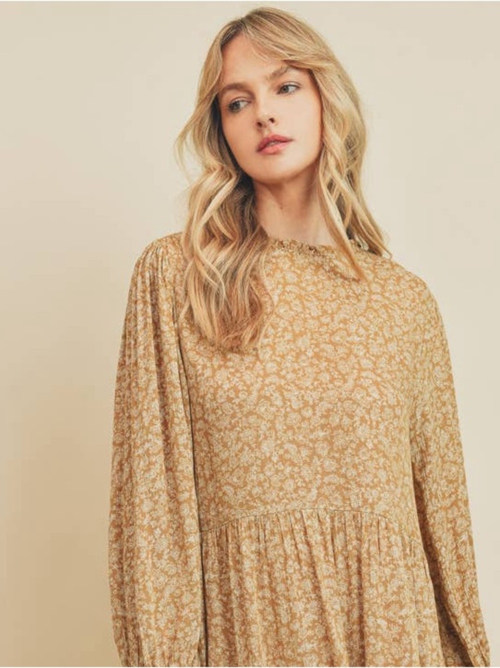 Dress Forum Beige Floral Tiered Long Sleeve Midi Dress Size Medium
